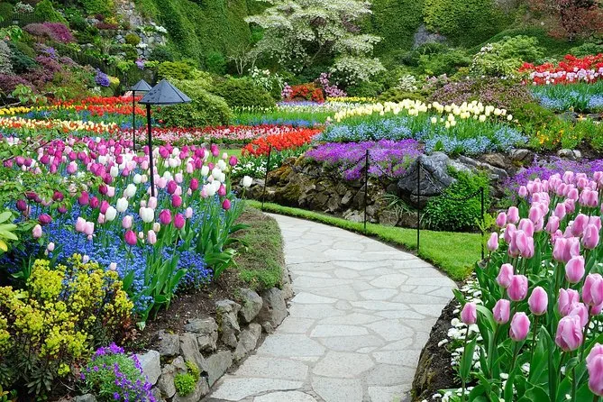 Victoria & Butchart Gardens Tour by Bus